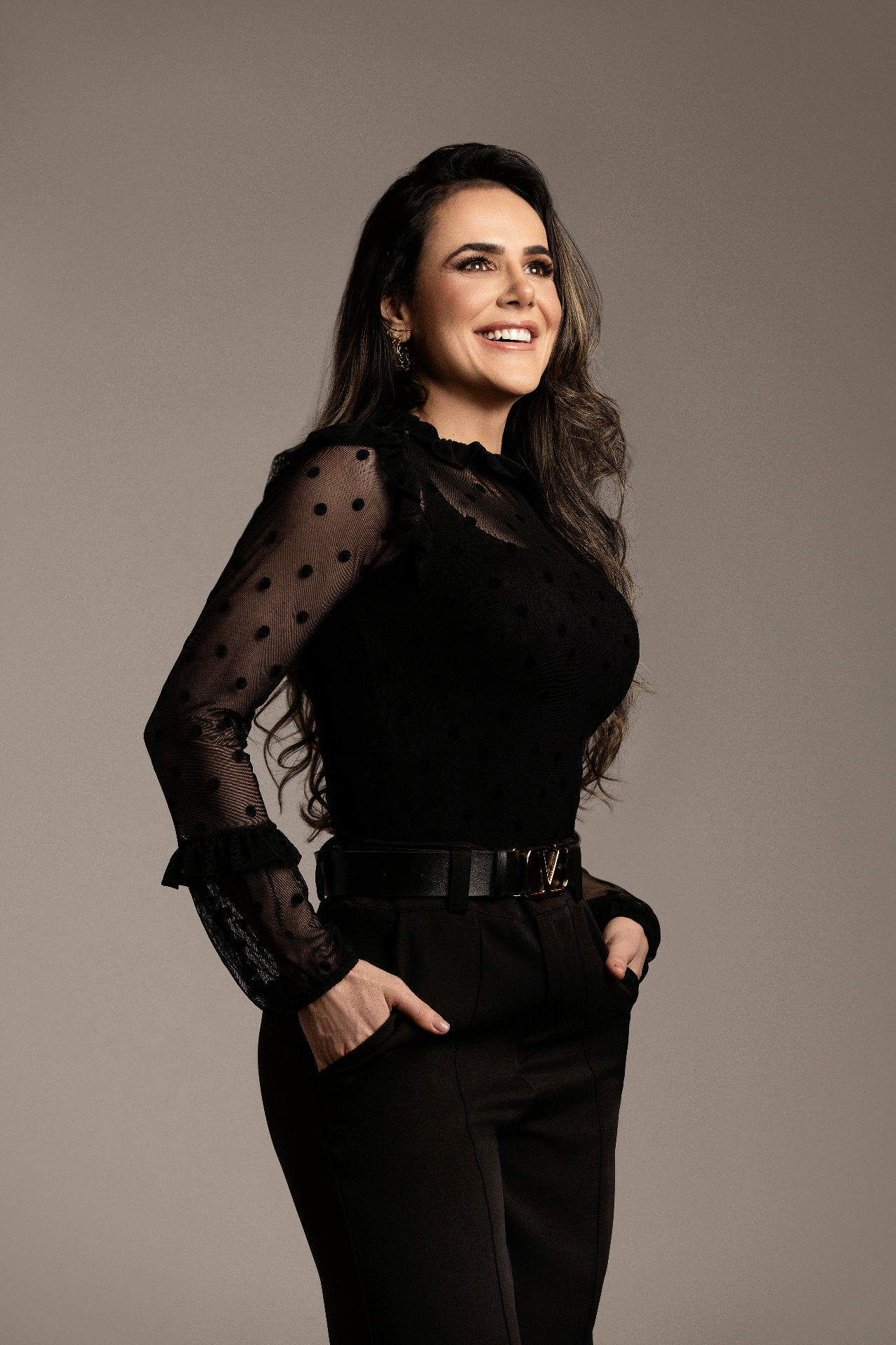 Retrato da Dra. Layla Canholato